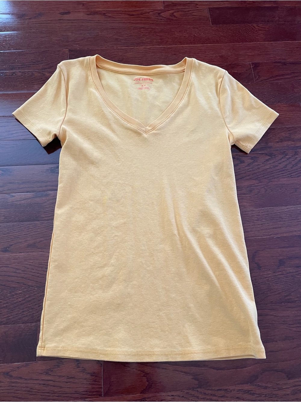 Women’s Yellow Joe Fresh V Neck Short Sleeve T Shirt (size Small)